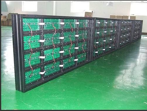 大型LED，光電項目顯示屏出口到香港運輸案例；led電子屏運輸到香港現場圖